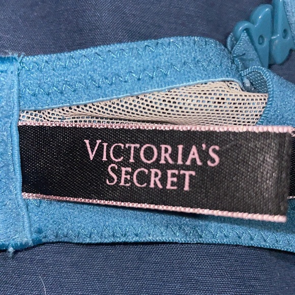 Victoria’s Secret Bombshell bra. Adds 2 cup sizes. - Picture 5 of 7